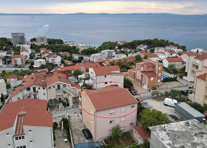 Maja Podstrana-split * Podstrana