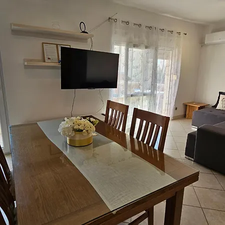 Apartment Maja Podstrana-split