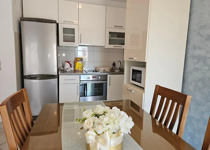 Maja Podstrana-split * بودْسْتغانا