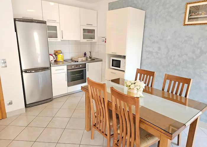 Maja Podstrana-split شقة